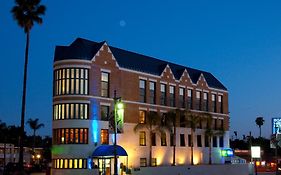 Century Park Hotel La (Adults Only)